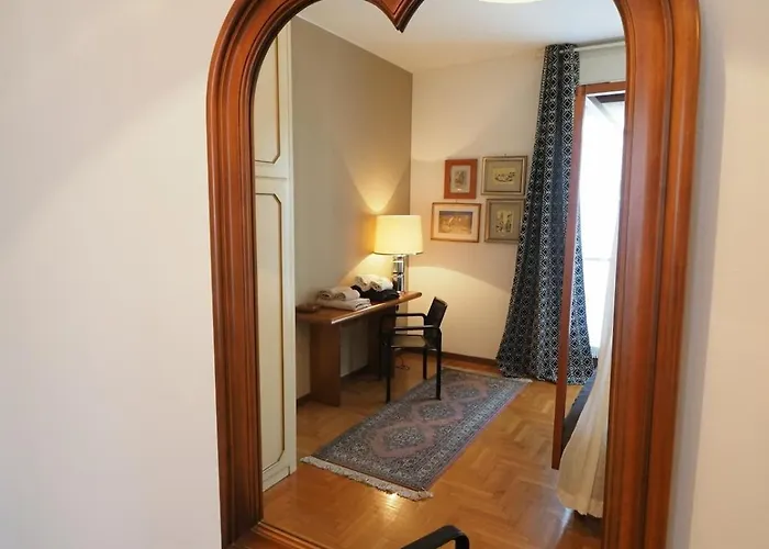 Elegante In Fino A 6 Persone *