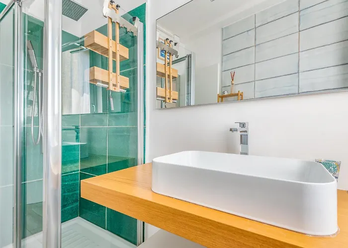 Апартаменты Farini - Lancetti 4 Pax Wi-fi