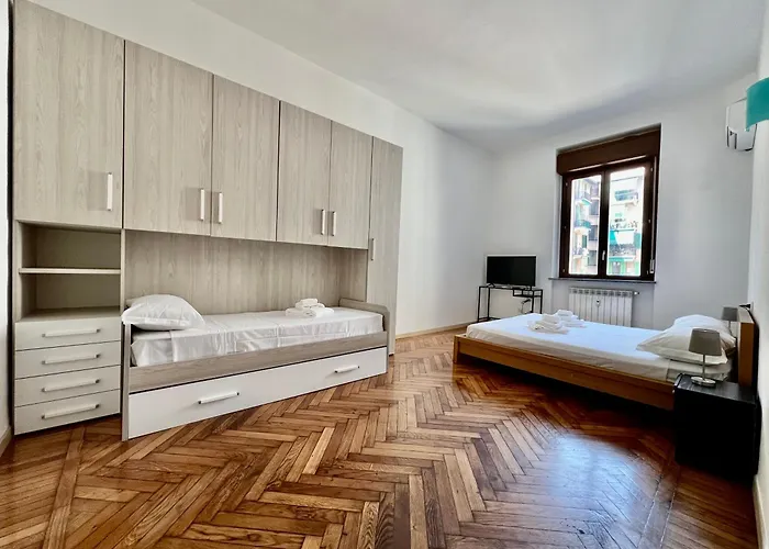 Big Family Goldoni - Duomo M4 Lin Airport Lejlighed *