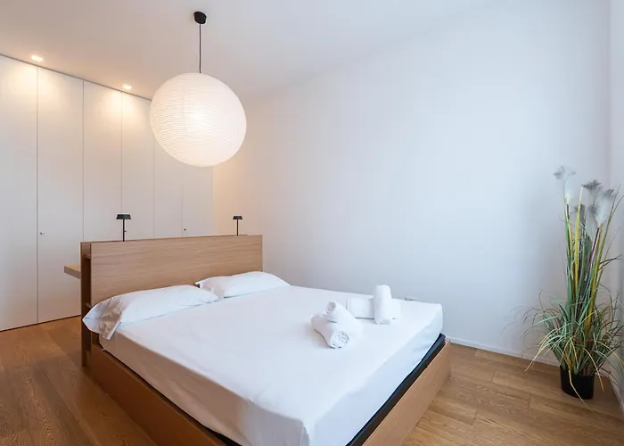 Splendid One Bedroom De Angeli 2nd Fl - Mirable Pm