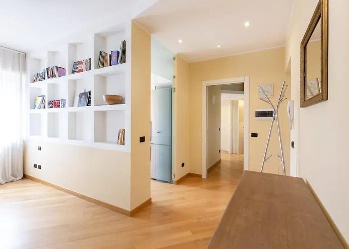 Spacious Two Bedrooms Solari Area - Mirable Pm דירה מילאנו