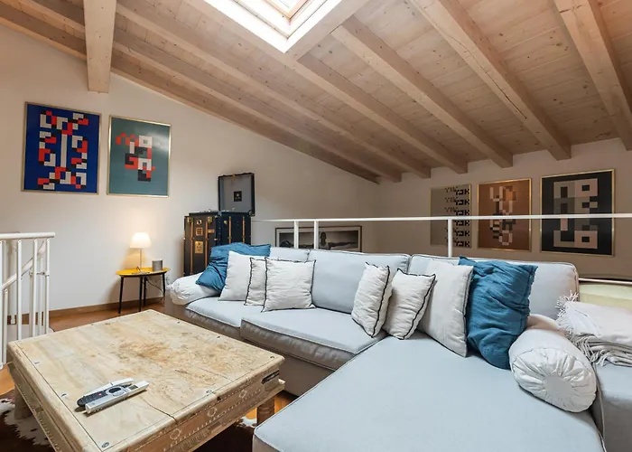 Spacious Loft Onebdroom Fiera Area - Mirable Pm Apartman *