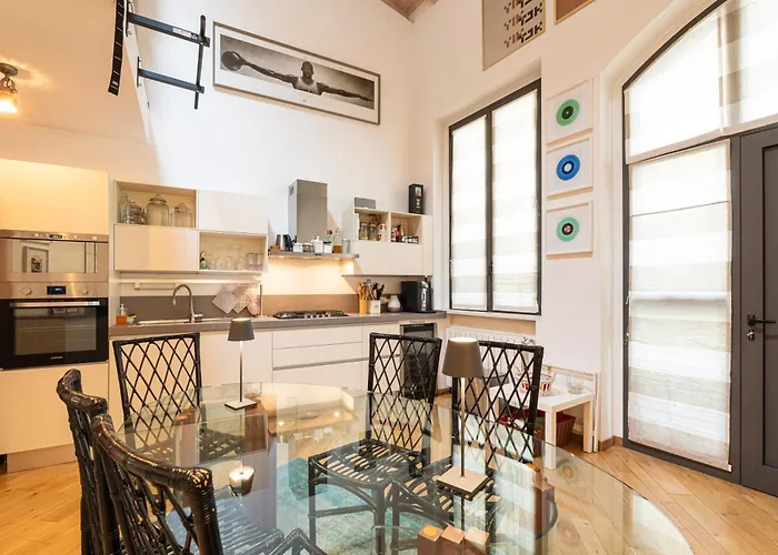 公寓 Spacious Loft Onebdroom Fiera Area - Mirable Pm *