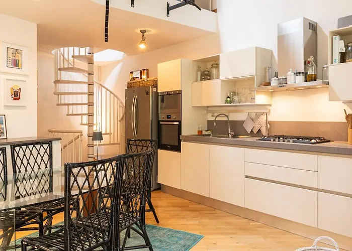 Spacious Loft Onebdroom Fiera Area - Mirable Pm Apartman *