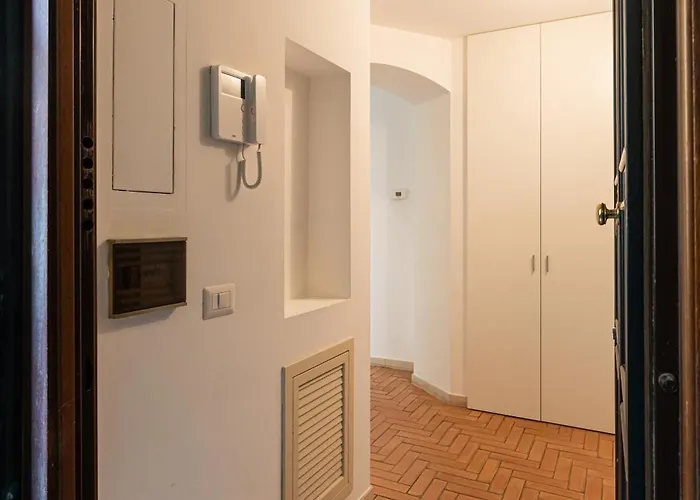 Spacious One Bedroom Moscova - Mirable Pm * ミラノ