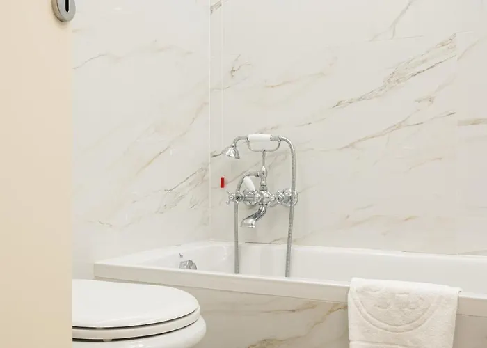 Spacious One Bedroom Moscova - Mirable Pm ミラノ