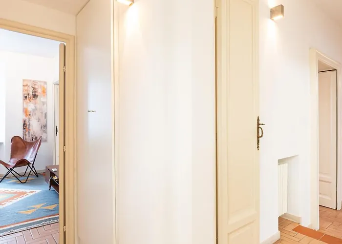 Spacious One Bedroom Moscova - Mirable Pm ミラノ