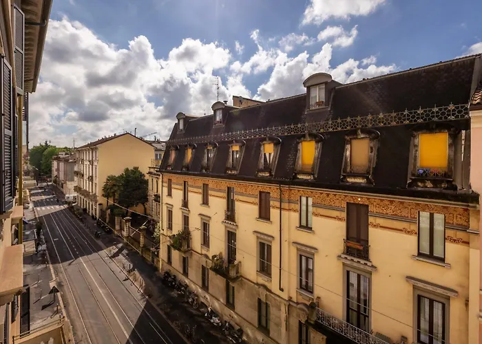 Bright One Bedroom Porta Venezia - Mirable Pm