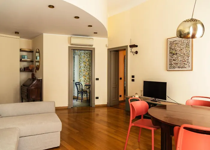 Youhosty - Charm Via Torino * Μιλάνο