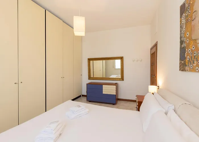 דירה Two Bedrooms מילאנו