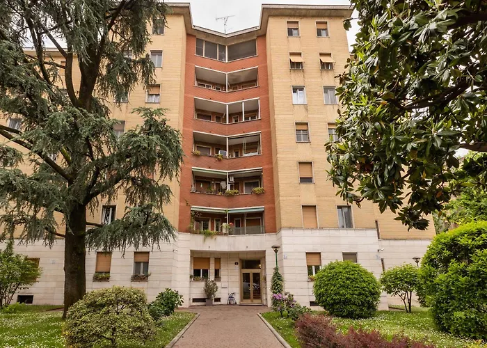 Two Bedrooms Daire Milano