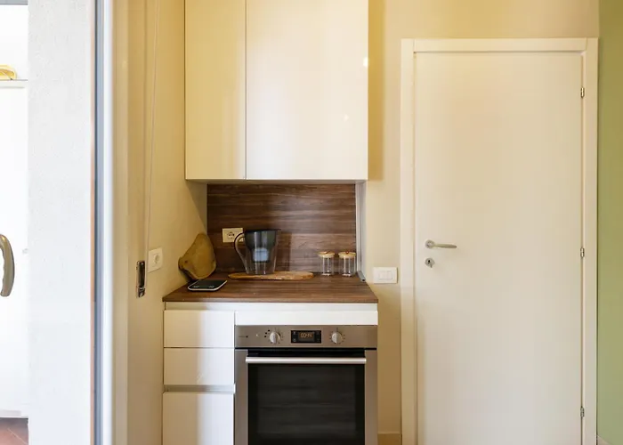 Luminoso Piano Alto Con Terrazzo - Mirable Pm