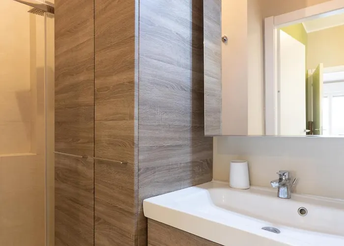 Luminoso Piano Alto Con Terrazzo - Mirable Pm