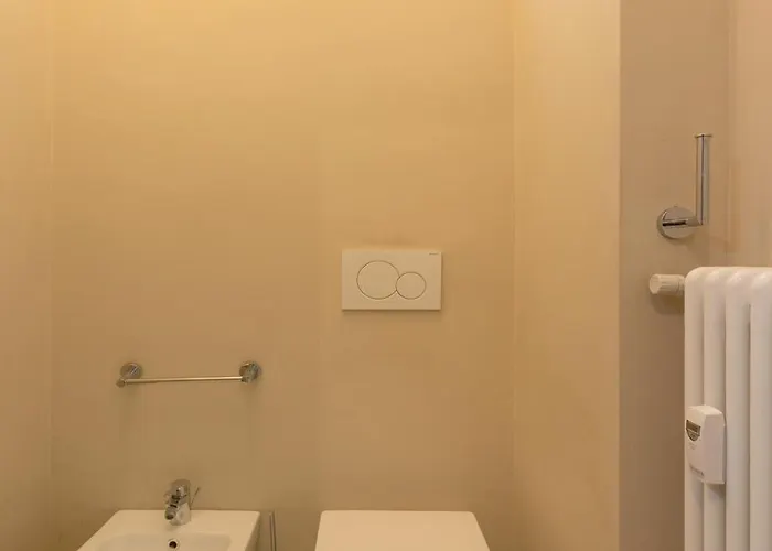 아파트 Luminoso Piano Alto Con Terrazzo - Mirable Pm