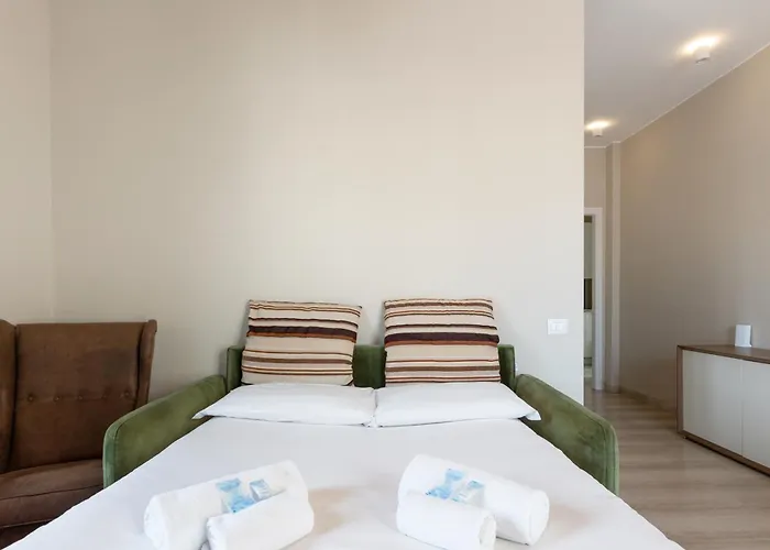 Luminoso Piano Alto Con Terrazzo - Mirable Pm * 밀라노