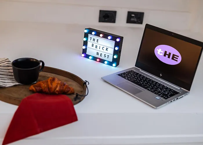 The Brick Nest - Navigli View *