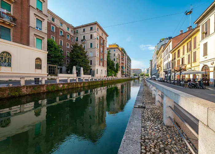 The Brick Nest - Navigli View *