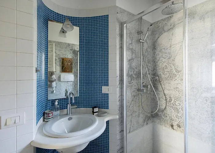 Apartment Elegant Naviglio Cool Area Large 5 Pax With Elevator