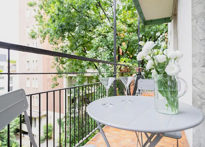 Easylife - - Mentana 8 S - Duomo * Milão