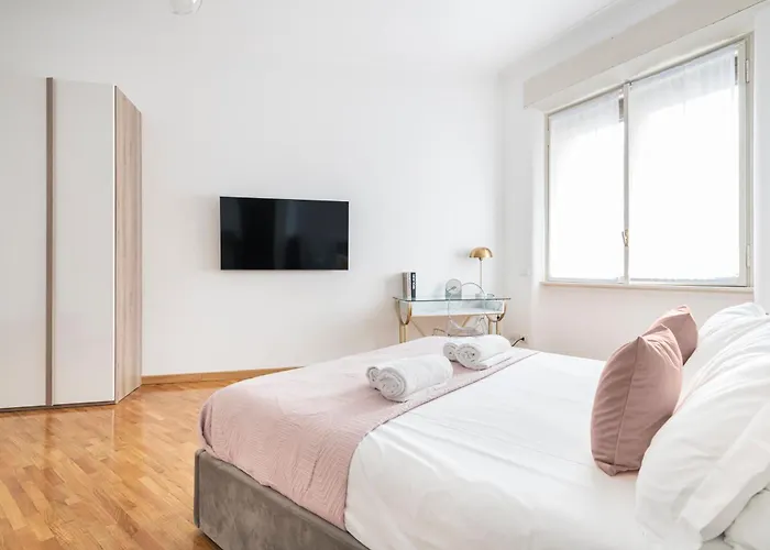 Easylife - Attico Di Lusso A Pochi Passi Dal Duomo Mediolan