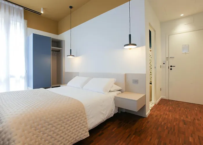 Hotel Cvm 19 *