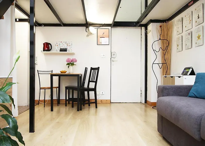 La Casa Del Dottore - Life * Milan