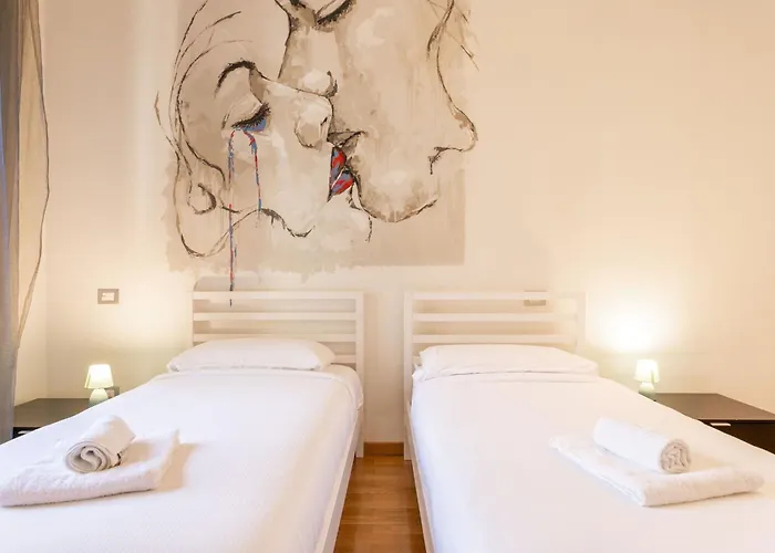 Borgese By Halldis Mediolan