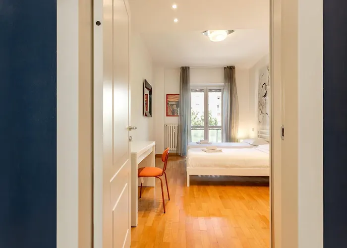 Borgese By Halldis Mediolan