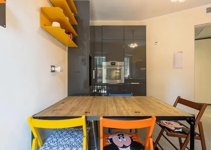 Borgese By Halldis Mediolan