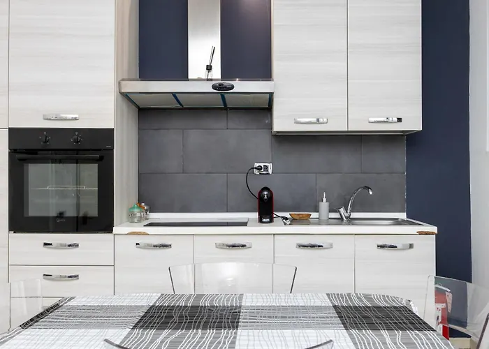 Spacious 70 Mq Self Check-in ,free Parking, San Siro * Milano