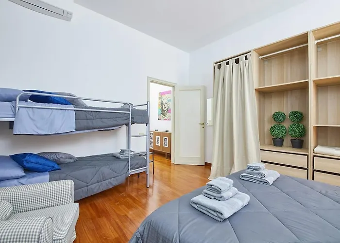 Eleganza E Design In Pieno Centro, 10min Dal Duomo * Milan