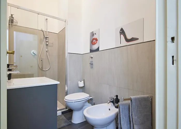 Eleganza E Design In Pieno Centro, 10min Dal Duomo * Milan