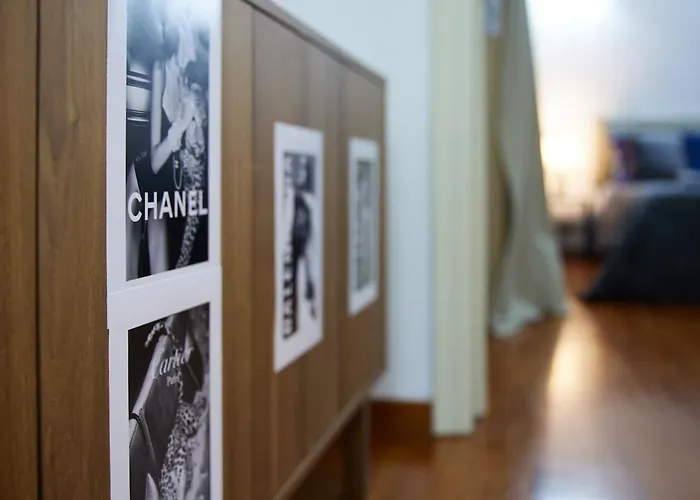 Eleganza E Design In Pieno Centro, 10min Dal Duomo Milan