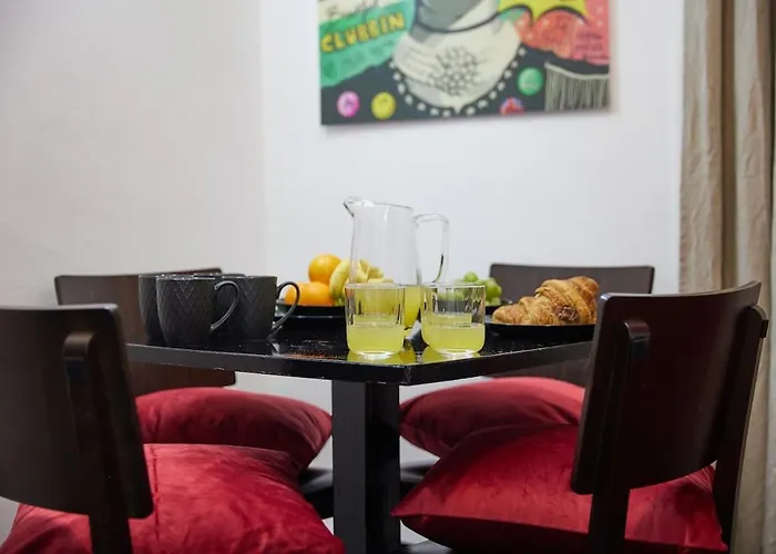 Eleganza E Design In Pieno Centro, 10min Dal Duomo Apartment Milan