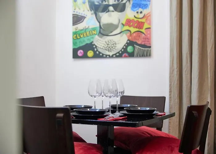 Apartment Eleganza E Design In Pieno Centro, 10min Dal Duomo Milan