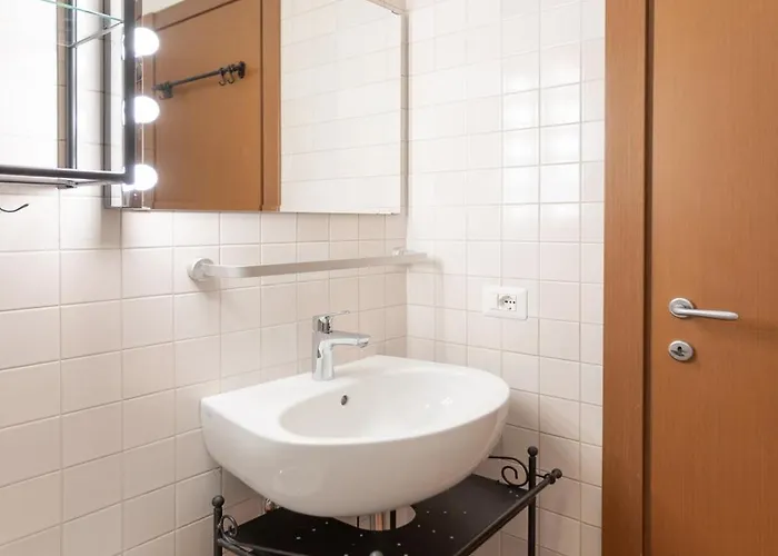 Bilocale Milanese Vicino Paolo Sarpi - Mirable Pm * Mailand