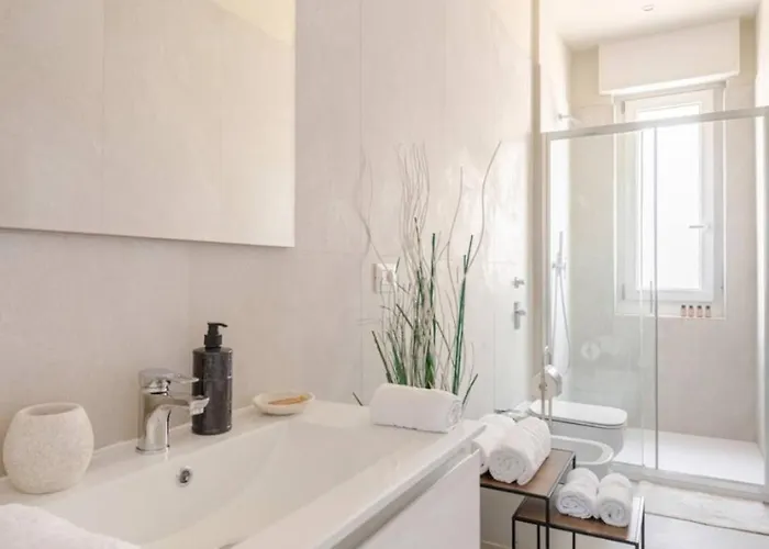 Bright And Modern 2 Double Bedrooms Bocconi Apartmán