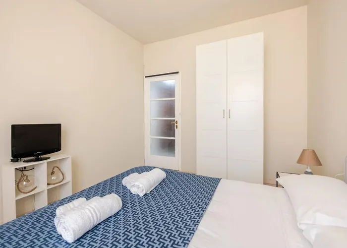 Bright And Modern 2 Double Bedrooms Bocconi * Milano