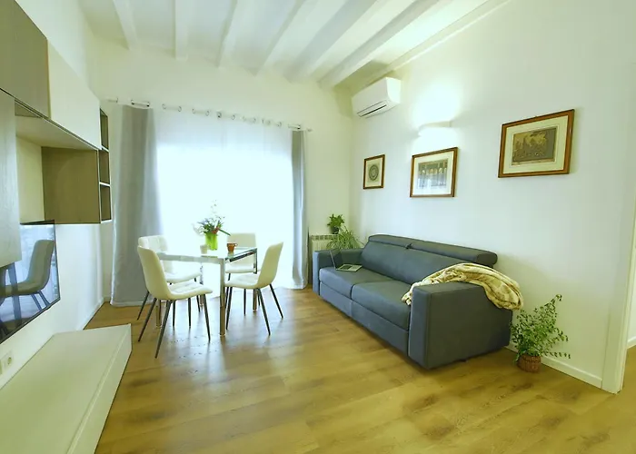 Montenero Terme Apartman Milánó