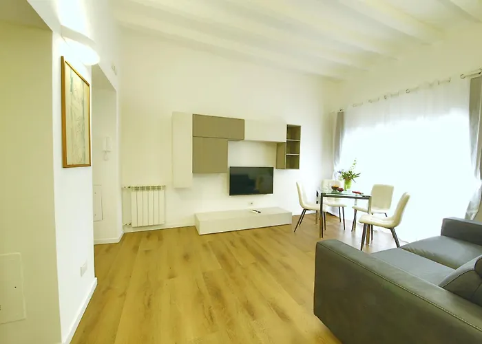 Montenero Terme Milánó