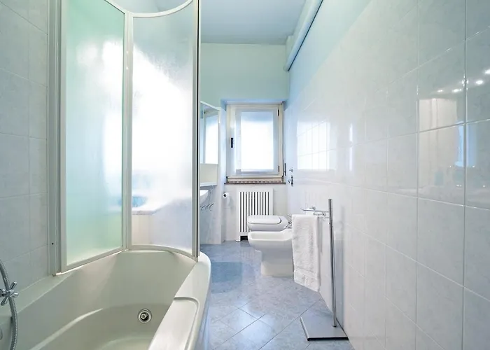 Stylish And Bright In The Center Of