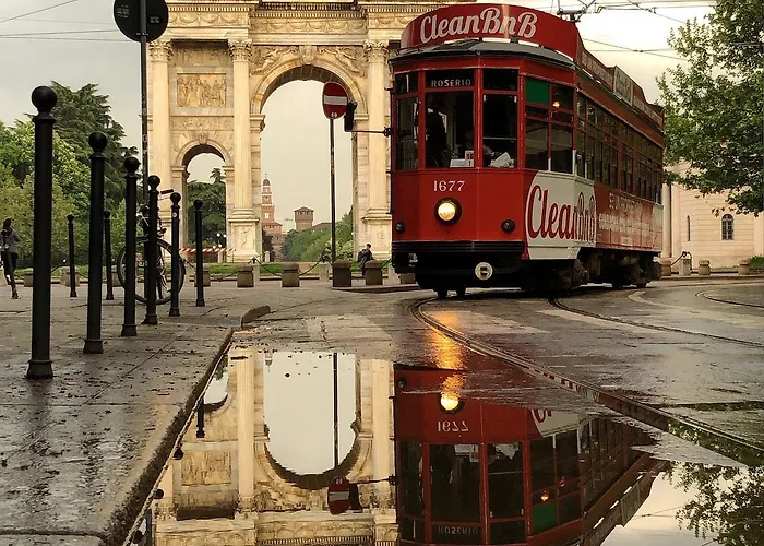 Апартаменты Stylish And Bright In The Center Of