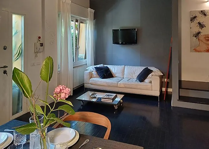 Appartement Elegant Stylish House With Garden & Ac