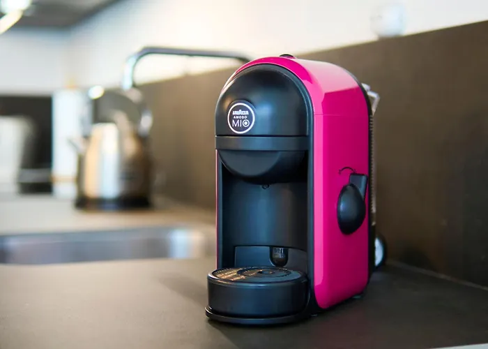 Elegant Loft With Hidden Garden Oasis - Portello Lejlighed