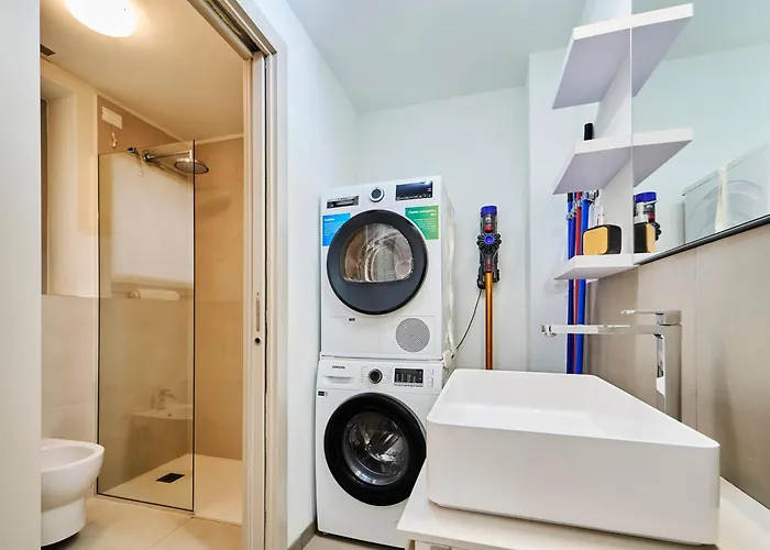 Elegant Loft With Hidden Garden Oasis - Portello Milano