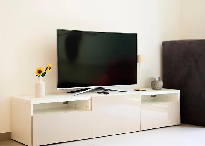 Elegant Loft With Hidden Garden Oasis - Portello Lejlighed *