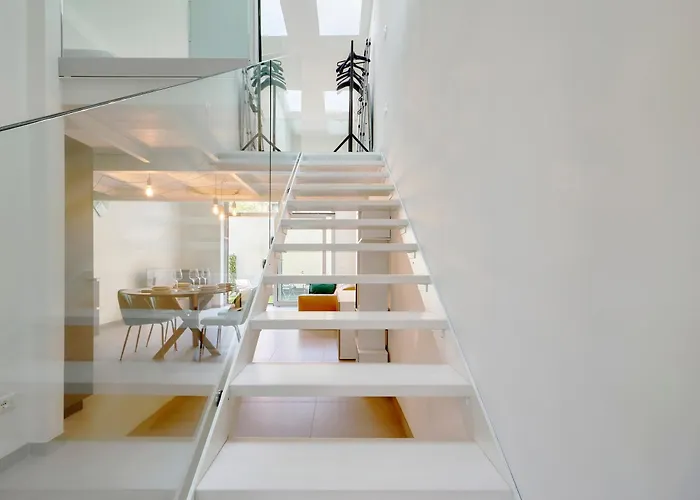 Lägenhet Elegant Loft With Hidden Garden Oasis - Portello *