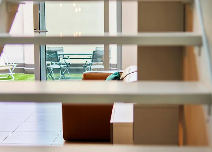 Elegant Loft With Hidden Garden Oasis - Portello * ميلان