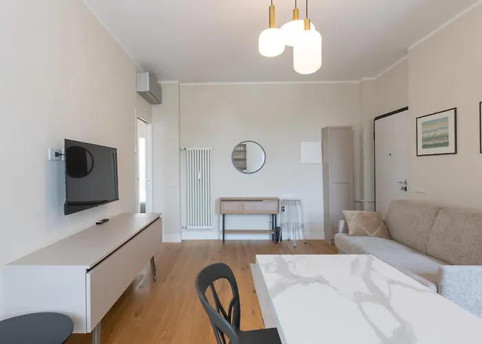 Apartament Luminoso Trilocale Certosa - Mirable Pm