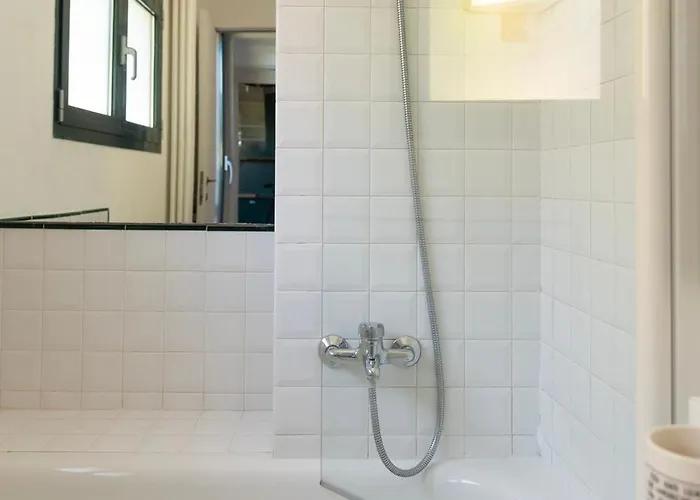 Apartamento Youhosty - Nerino 10